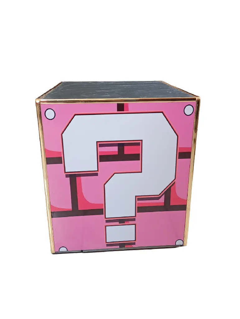 Base de Maquinitas Tank Man Signo rosa.webp